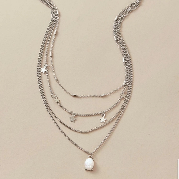 *Waverly * Layered Star Necklace - Picture 2 of 6